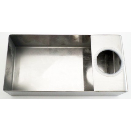 Kindercare drip tray with grommet
